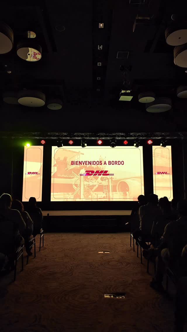 DHL Express presentó en Bolivia Priority Import by DHL, su nueva solución para importaciones aéreas exprés de más de 50 kg, diseñada para ofrecer mayor velocidad, trazabilidad y atención especializada. ✨

Desde Lola Group, acompañamos este lanzamiento con la producción integral del evento y la gestión estratégica de PR y medios, asegurando una presentación impecable y alineada al liderazgo de DHL en la región.
Un servicio creado para responder a las necesidades de un mercado que exige precisión, eficiencia y soporte experto.

#LolaGroup  #DHLBolivia #DHLExpress #PriorityImportByDHL