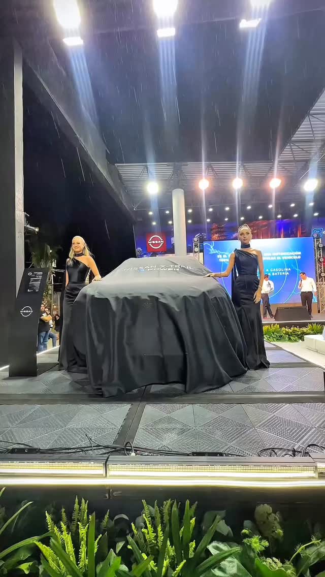 La innovación también se presenta a lo grande. 

La nueva Nissan X-Trail e-POWER fue presentada oficialmente en Expoauto 2026, marcando un paso importante hacia la electromovilidad en Bolivia.

Una noche que reunió tecnología, innovación y una experiencia pensada al detalle para acompañar este importante lanzamiento de la marca.

#LolaGroup #LolaPR #NissanBolivia #XTrailEPower #Expoauto2026